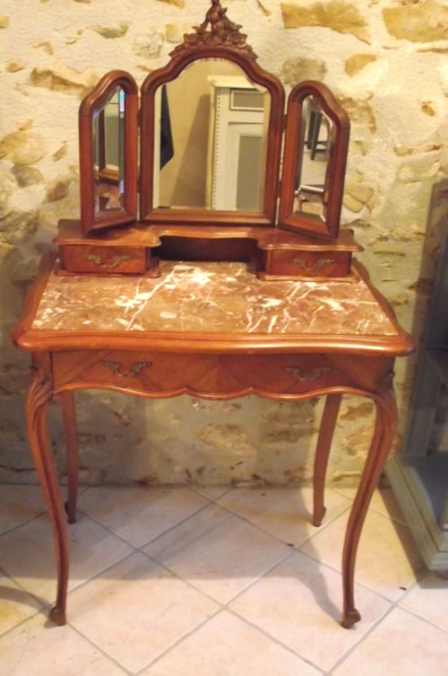 FRENCH ANTIQUE ROCOCO STYLE DRESSING TABLE